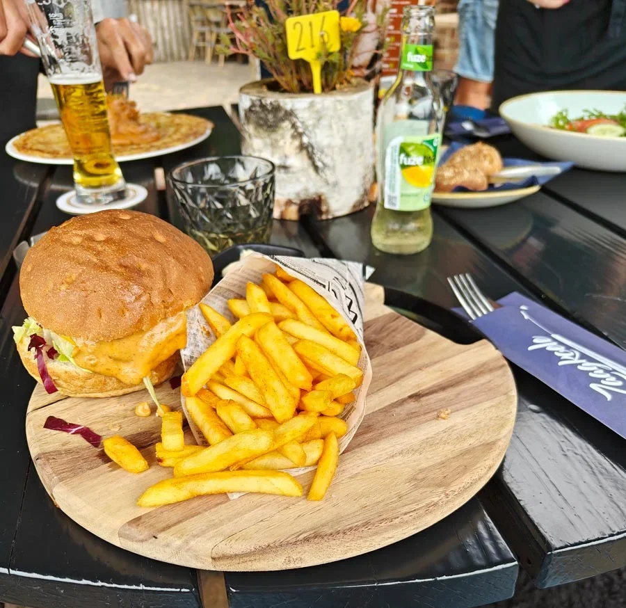 Hamburger van Restaurant De Zaagkoele in Dwingeloo